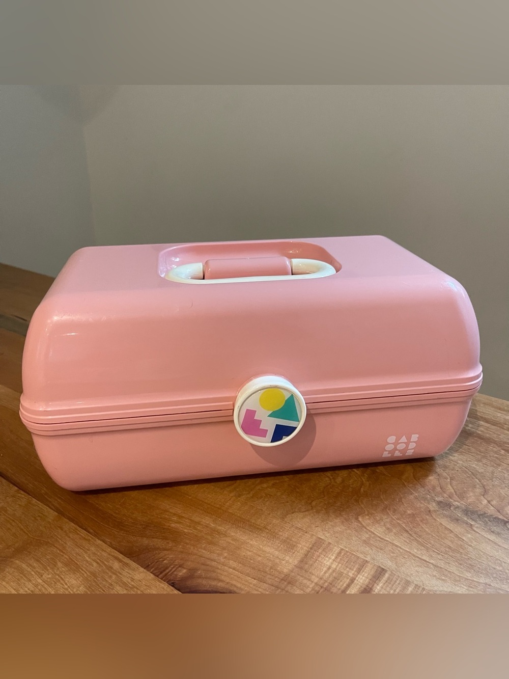 Vintage Caboodles 5626 Pink Makeup Storage Train Case Box USA Mirror Two Tier